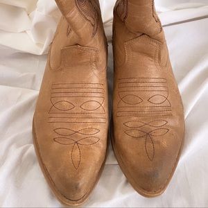 Size 8 Coconuts Cowboy Boots